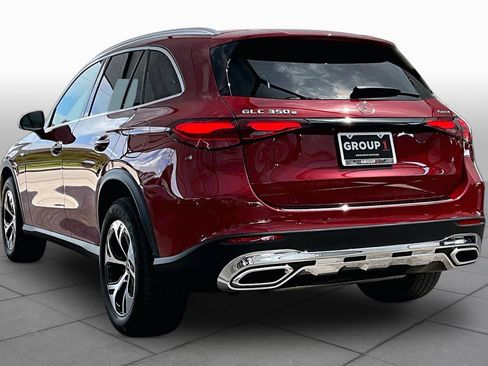 Used 2025 Mercedes-Benz GLC 350e 4MATIC image 12
