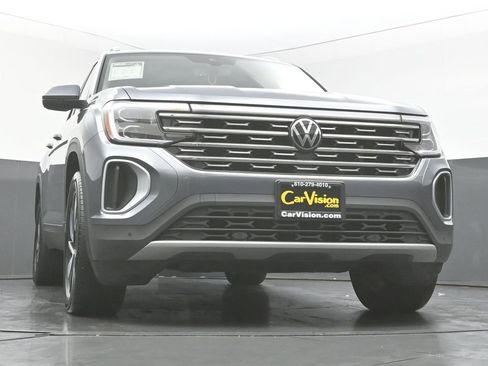 Used 2024 Volkswagen Atlas SEL AWD/4WD image 47