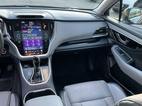 Used 2022 Subaru Outback Limited image 24