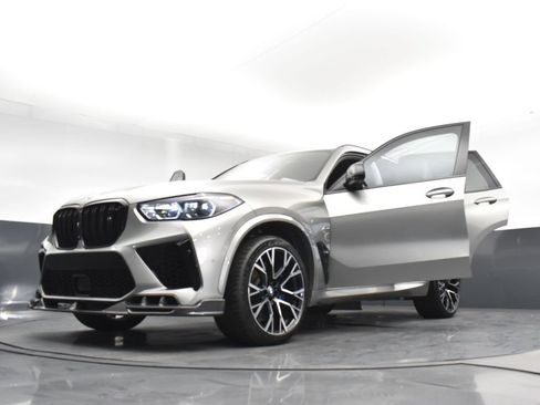 Used 2021 BMW X5 M AWD/4WD image 40