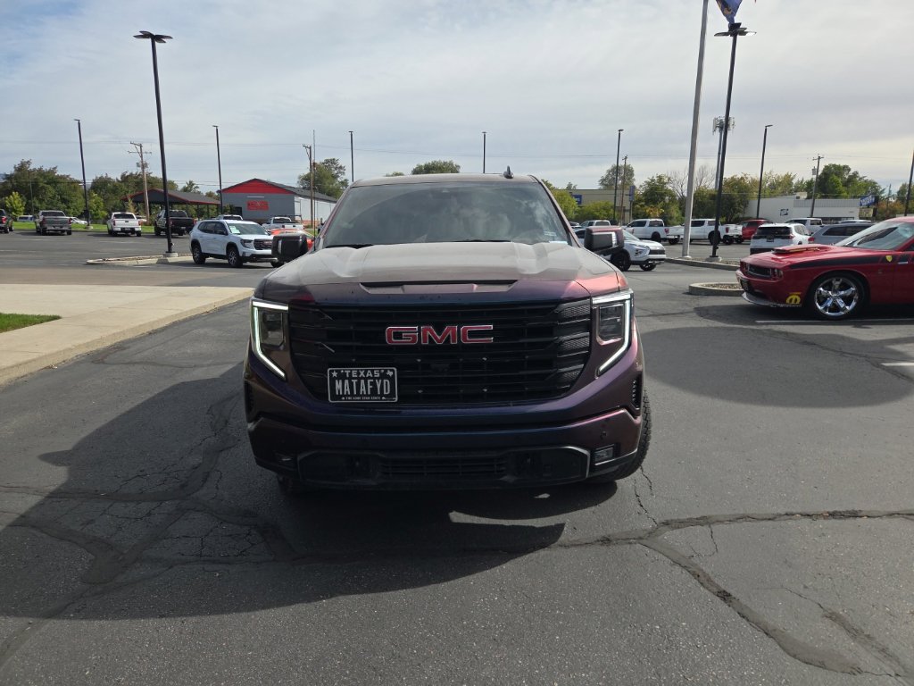 Used 2026 GMC Sierra 1500 Elevation w/ Elevation Premium Package AWD/4WD image 6