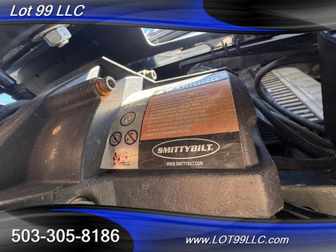 Used 2009 GMC Sierra 2500 SLT w/ Entertainment Package AWD/4WD image 64