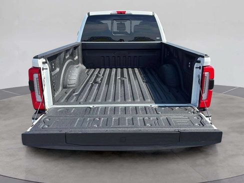 Used 2026 Ford F250 Platinum AWD/4WD image 14