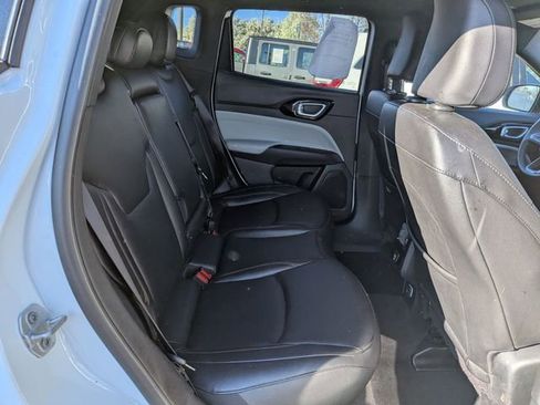 Used 2024 Jeep Compass Limited image 30