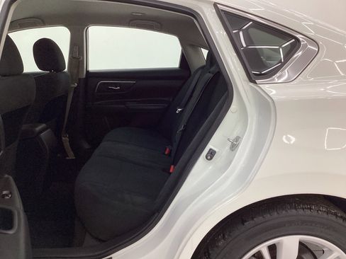 Used 2015 Nissan Altima 2.5 SV FWD image 20