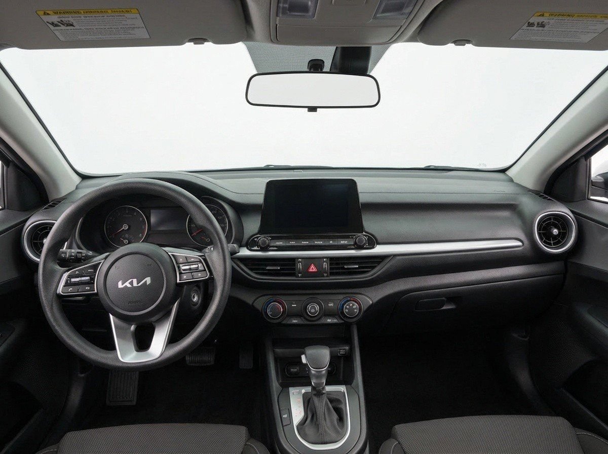 Used 2024 Kia Forte LXS FWD image 13