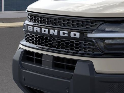 New 2025 Ford Bronco Sport Outer Banks w/ Outer Banks Tech Package+ image 18