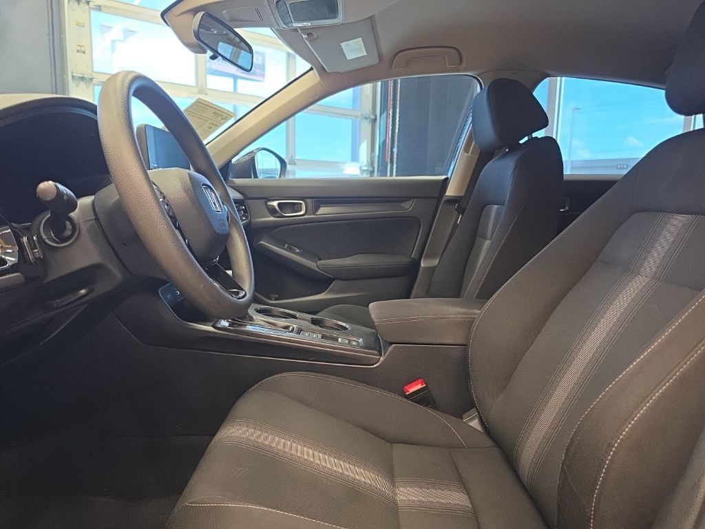 Used 2023 Honda Civic LX image 31