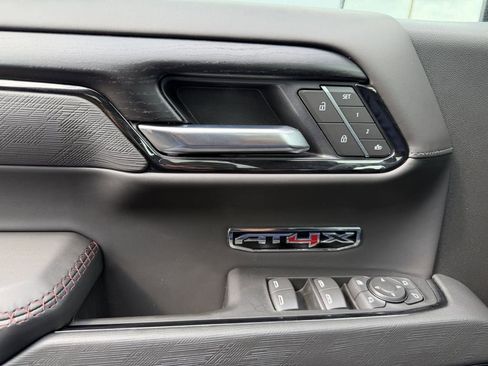 New 2026 GMC Sierra 1500 AT4X w/ LPO, Black Badging Package AWD/4WD image 24