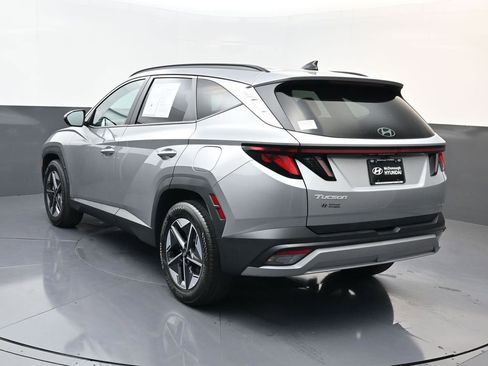 Certified 2025 Hyundai Tucson SEL FWD image 5