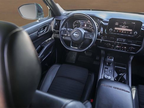 Used 2024 Nissan Pathfinder Rock Creek image 28