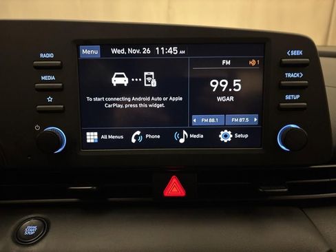 Certified 2025 Hyundai Elantra SE image 15