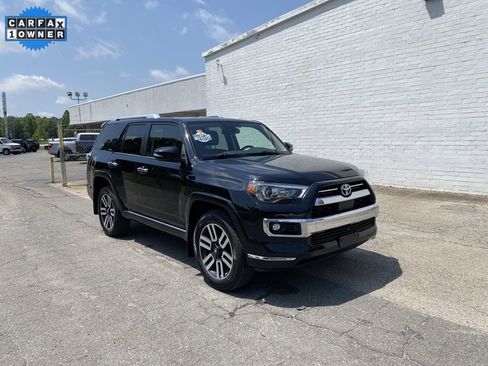 Used 2022 Toyota 4Runner Limited image 8
