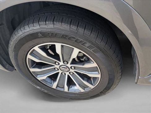 Used 2017 Nissan Armada SL w/ Moonroof Package image 23