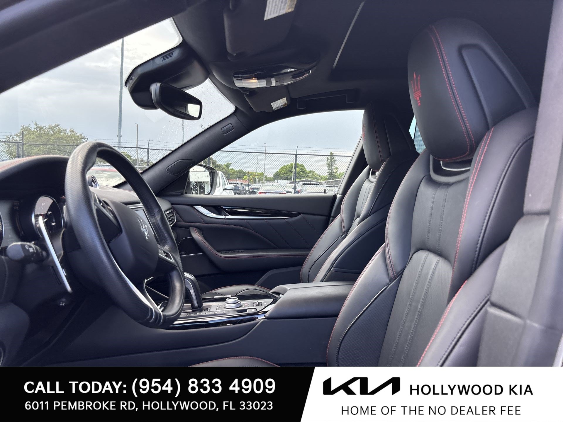 Used 2024 Maserati Levante GT Ultima AWD/4WD image 13