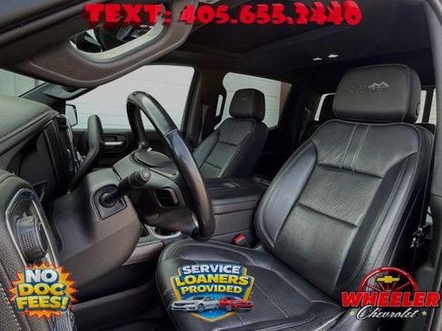 Used 2019 Chevrolet Silverado 1500 High Country w/ Technology Package AWD/4WD image 26