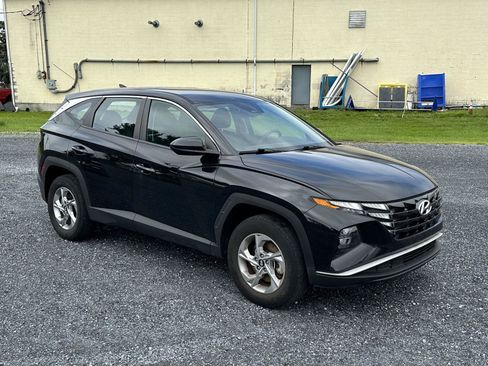 Used 2024 Hyundai Tucson SE AWD/4WD image 2