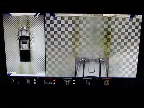 Used 2025 GMC Sierra 2500 Denali image 18