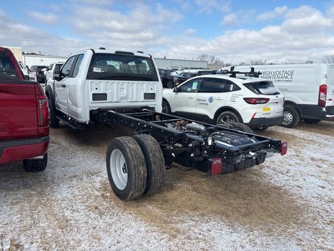 New 2026 Ford F550 4x4 Supercab Super Duty image 4