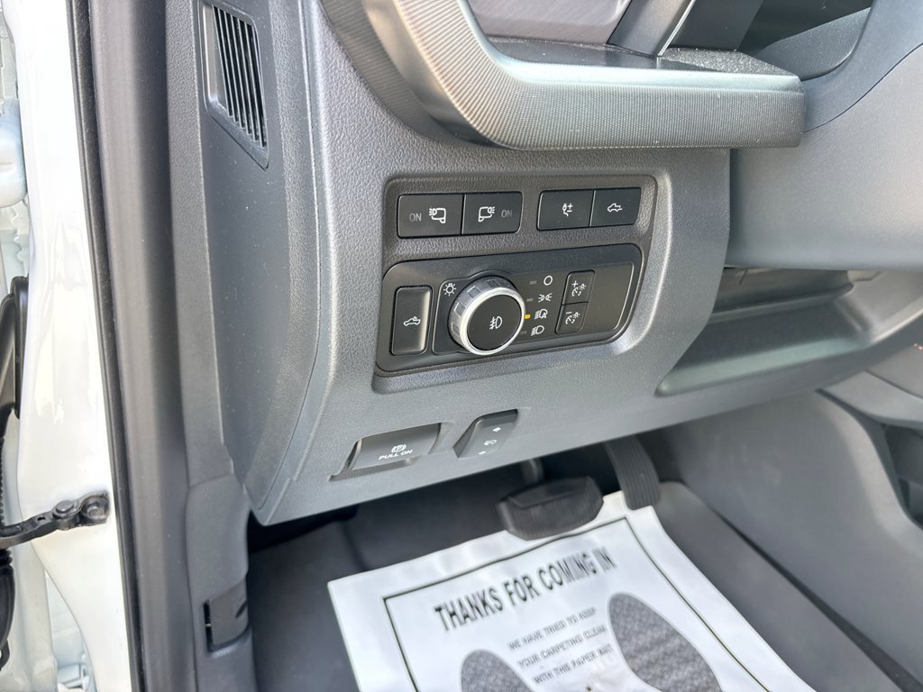 Certified 2024 Ford F250 Platinum AWD/4WD image 31