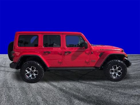 Used 2023 Jeep Wrangler Unlimited Rubicon AWD/4WD image 3