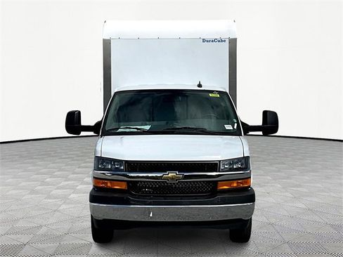 New 2025 Chevrolet Express 3500 w/ Power Convenience Package image 2