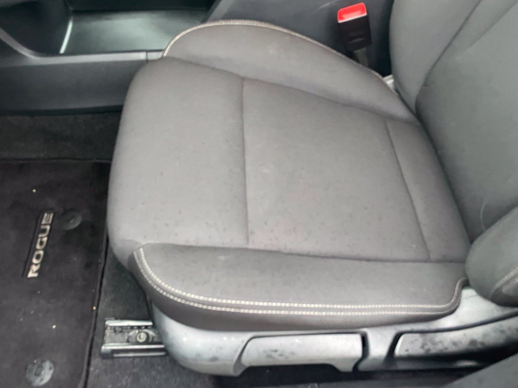 Used 2023 Nissan Rogue S AWD/4WD image 22