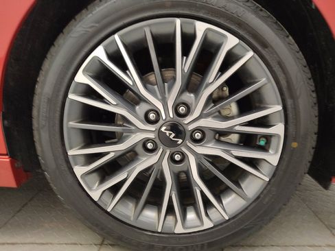 Used 2024 Kia Forte GT-Line w/ GT-Line Premium Package FWD image 31