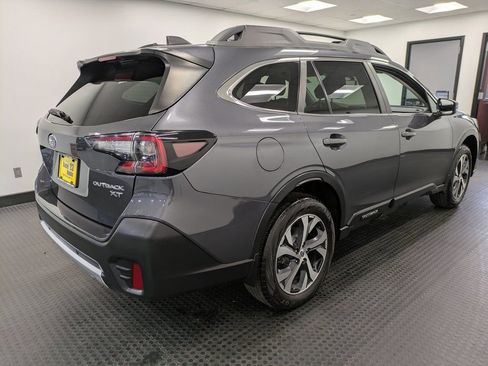 Used 2020 Subaru Outback Limited XT image 3