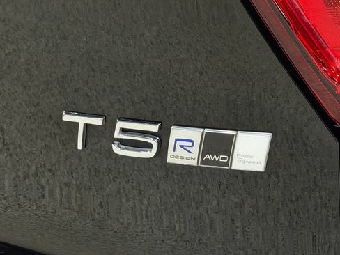 Used 2019 Volvo XC40 T5 R-Design AWD/4WD image 51