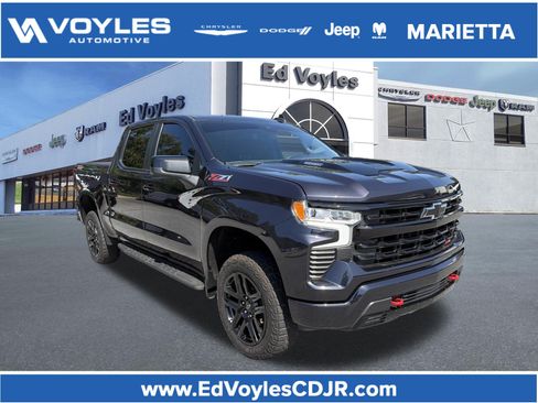 Used 2024 Chevrolet Silverado 1500 LT Trail Boss w/ Convenience Package II AWD/4WD image 1