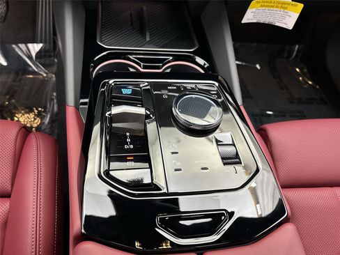 New 2026 BMW i5 eDrive40 image 23