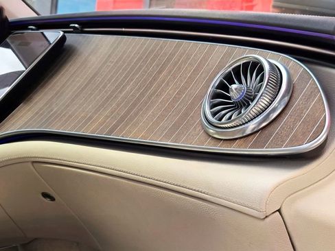 Used 2023 Mercedes-Benz EQS 450+ 4MATIC SUV image 29