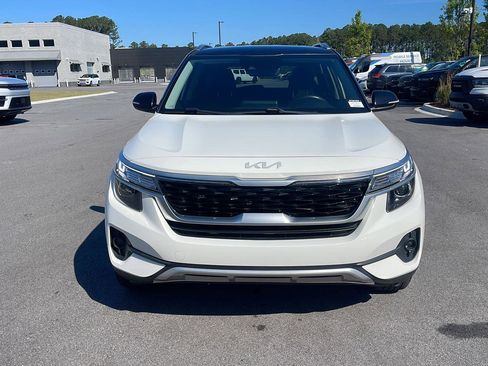 Used 2022 Kia Seltos S FWD image 2