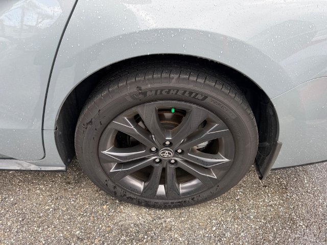 Used 2026 Toyota Sienna XSE FWD image 7