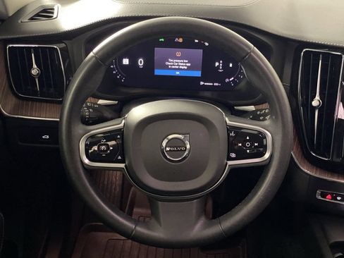 Used 2023 Volvo XC60 B5 Ultimate w/ Climate Package AWD/4WD image 16