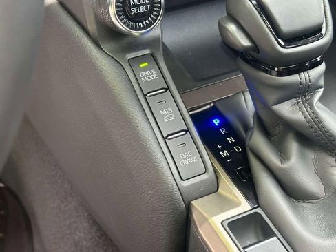Used 2025 Toyota Land Cruiser AWD/4WD image 32