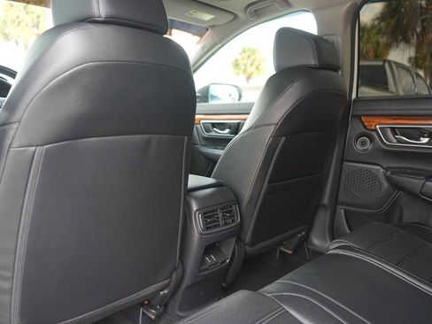 Used 2019 Honda CR-V Touring image 13
