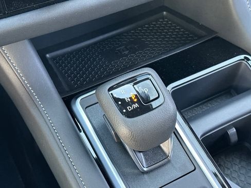 New 2025 Nissan Pathfinder SL image 23