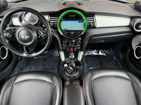 Used 2016 MINI Cooper 4-Door Hardtop FWD image 18