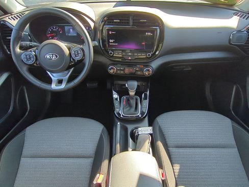 Used 2021 Kia Soul EX FWD image 13