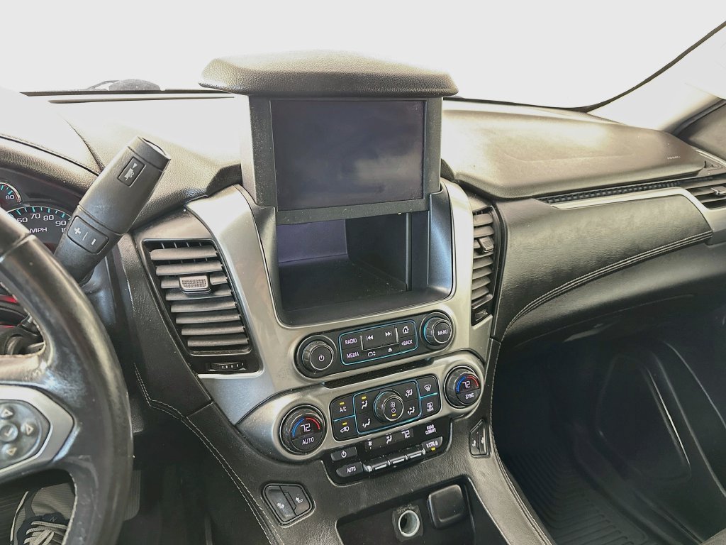 Used 2018 Chevrolet Suburban LT AWD/4WD image 18