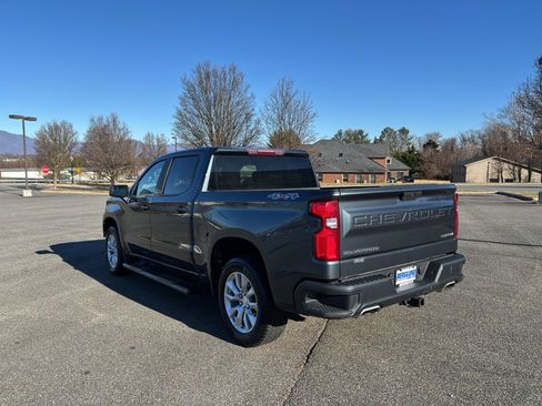 Used 2020 Chevrolet Silverado 1500 Custom w/ Custom Value Package image 7