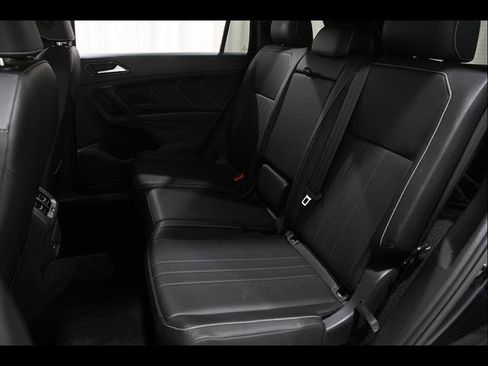 Certified 2024 Volkswagen Tiguan SE R-Line AWD/4WD image 19