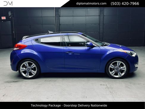 Used 2014 Hyundai Veloster w/ Technology Package 03 FWD image 8