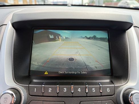 Used 2016 Chevrolet Equinox LS FWD image 28