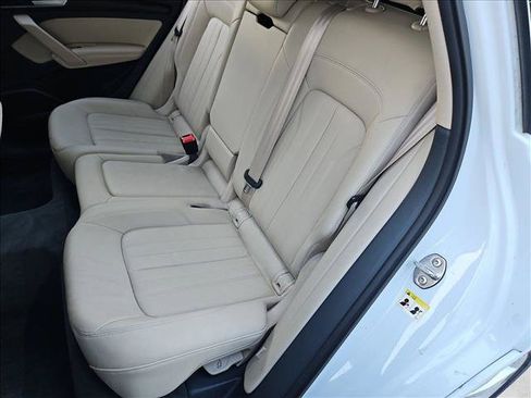 Used 2019 Audi Q5 2.0T Premium Plus w/ Premium Plus Package AWD/4WD image 17