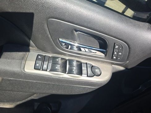 Used 2014 Chevrolet Silverado 2500 LTZ w/ LTZ Plus Package image 5