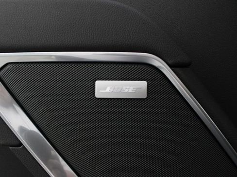 New 2026 GMC Sierra 1500 SLT image 17