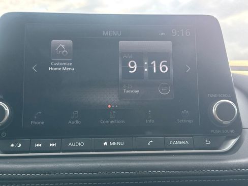 Used 2023 Nissan Rogue SV w/ SV Premium B Package FWD image 44